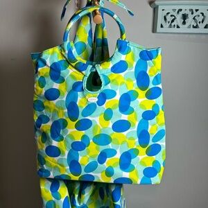 Jafra Blue and Green Tote Bag with beach throw